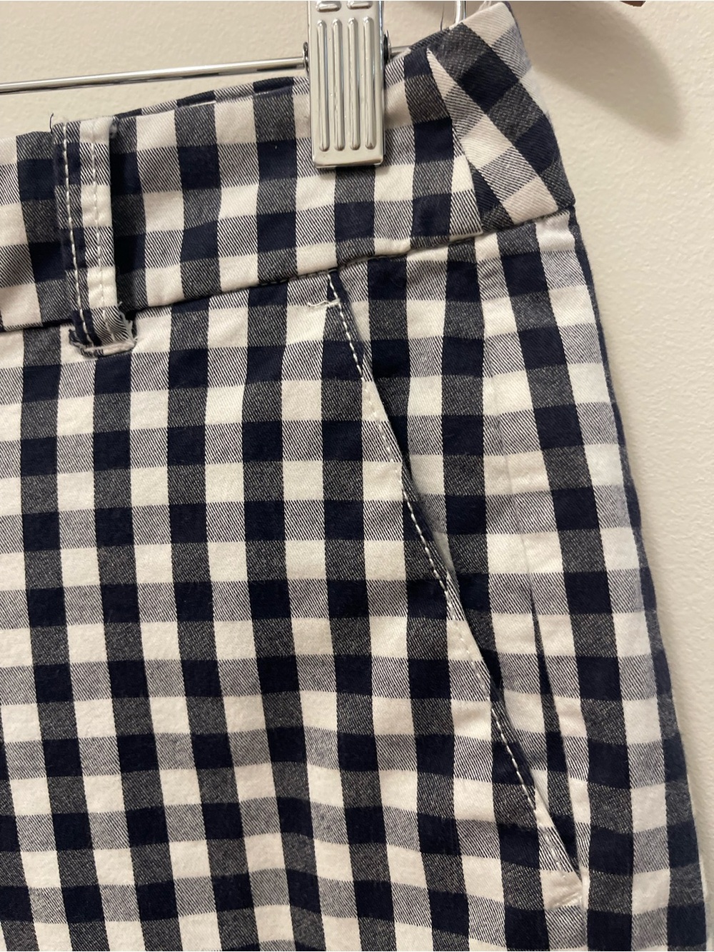 J Crew Women's Navy and White Gingham Shorts - Picture 3 of 8